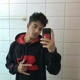 Gsgoiayq from Valenca | Man | 22 years old | Capricorn
