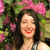 Saige from Hyde Park | Woman | 30 years old | Cancer
