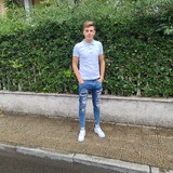 Cosminvartosmy from Pistoia | Man | 24 years old | Aries