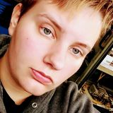 Beth from Jeffersonville | Woman | 32 years old | Capricorn