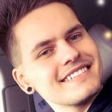 Neonsign from Prague | Man | 29 years old | Aries
