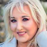 Angela from Carraig Mhachaire Rois | Woman | 57 years old | Pisces