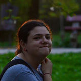 Ariana from Satu Mare | Woman | 27 years old | Taurus