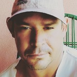 Binho from Trindade | Man | 44 years old | Cancer