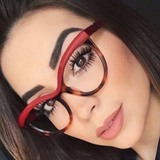 Wilson from Zurich | Woman | 42 years old | Scorpio