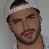 Johnsmebot from Warsaw | Man | 27 years old | Cancer