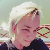 Annie from Evansville | Woman | 53 years old | Pisces