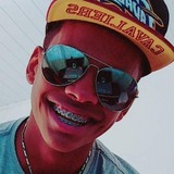 Douglas from Icara | Man | 26 years old | Aquarius