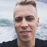 Chris from Zürich | Man | 33 years old | Gemini