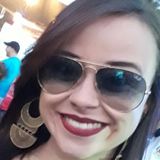 Bia from Barra de Sao Francisco | Woman | 33 years old | Taurus