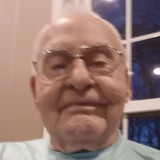 Daleevenson53 from Chicago | Man | 92 years old | Capricorn