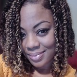 Royal from Albany | Woman | 40 years old | Aries