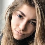 Kmbrl from Lede | Woman | 28 years old | Sagittarius
