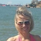 Marta from Vitoria | Woman | 52 years old | Aquarius