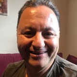 Roberyjawharnq from Adelaide | Man | 61 years old | Cancer