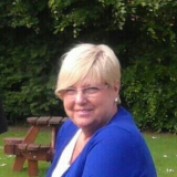 Lyne from Machelen | Woman | 74 years old | Taurus