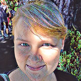 Mariposa from Luzern | Woman | 37 years old | Aries