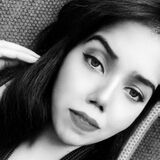 Nida from Amsterdam-Zuidoost | Woman | 28 years old | Libra