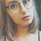 Jun from Modena | Woman | 32 years old | Libra