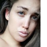 Krystalarmes from Pittsburgh | Woman | 33 years old | Capricorn