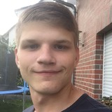 Max from Darmstadt | Man | 27 years old | Cancer