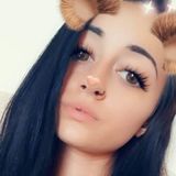 Franzoga from Athens | Woman | 27 years old | Gemini
