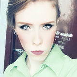 Elena from Paterno | Woman | 29 years old | Capricorn