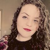 Thais from Carambei | Woman | 29 years old | Taurus