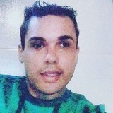 Emerson from Araucaria | Man | 33 years old | Aquarius