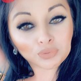 Vere from Los Angeles | Woman | 47 years old | Taurus