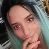 Kat from Saint Louis | Woman | 32 years old | Aries