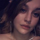 Mac from Cincinnati | Woman | 29 years old | Taurus
