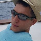 Veto from White Lake | Man | 32 years old | Taurus