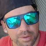 Isavaldeztixj from Burzaco | Man | 40 years old | Leo