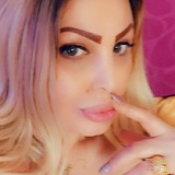 Kamila from Istanbul | Woman | 33 years old | Pisces