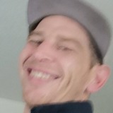 Deeeezer from Klingnau | Man | 39 years old | Cancer