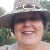 Lee from Americana | Woman | 61 years old | Aquarius
