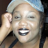 Nelly from Freeport | Woman | 35 years old | Cancer