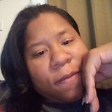 Dee from Crest Hill | Woman | 35 years old | Leo