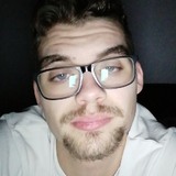 Valentinpaunif from Pitesti | Man | 24 years old | Scorpio