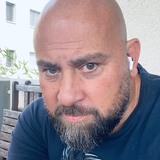 Mbhockeyxz from Lausanne | Man | 61 years old | Scorpio