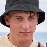 Andrejkostad1J from Pully | Man | 23 years old | Sagittarius